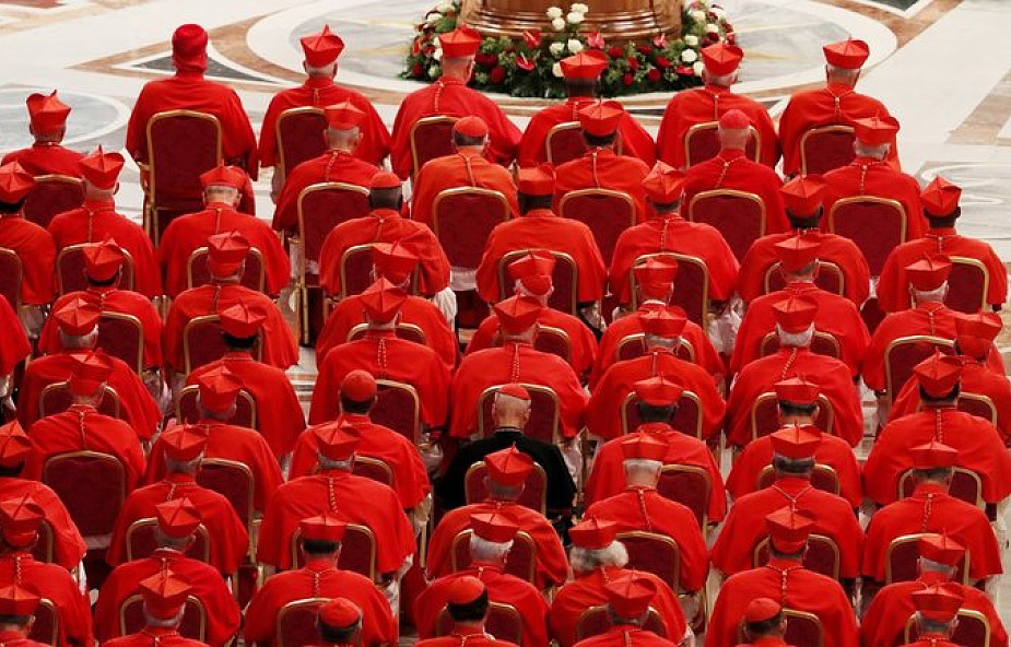 Watykan: Rada Kardynałów wyraziła solidarność z papieżem Franciszkiem
