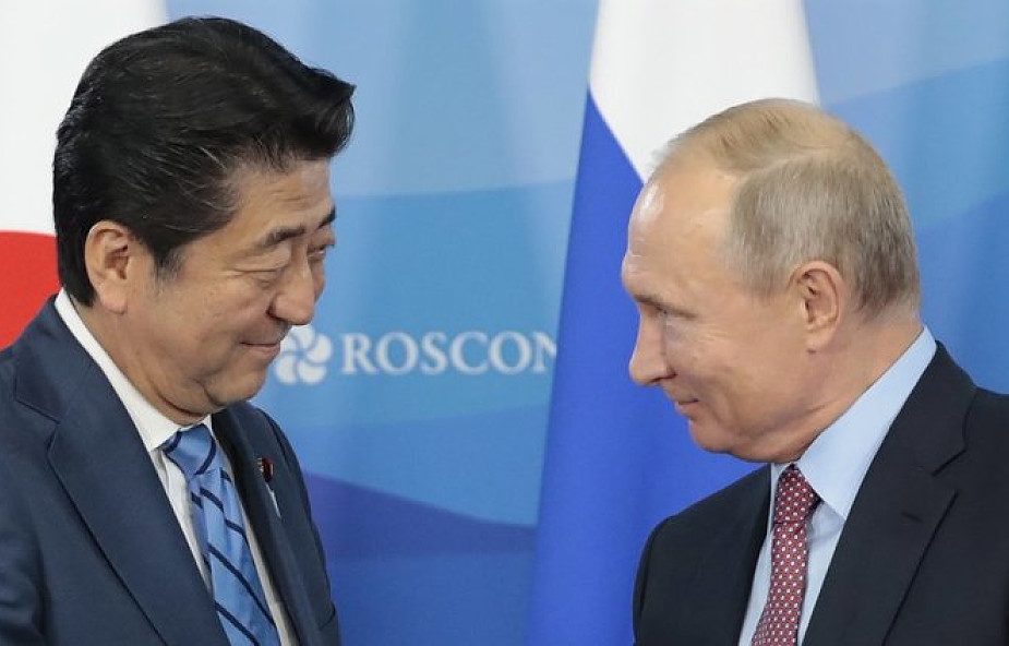Rosja: Putin i Abe twierdzą, że zmierzają do rozwiązania sporu