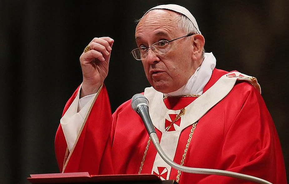 "Prawdę sformułowań możemy rozpoznać po owocach". Papież Franciszek apeluje o walkę z fake newsami