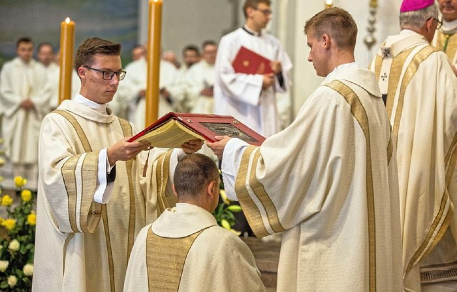 W Katowicach odbyły się święcenia biskupie ks. Grzegorza Olszowskiego