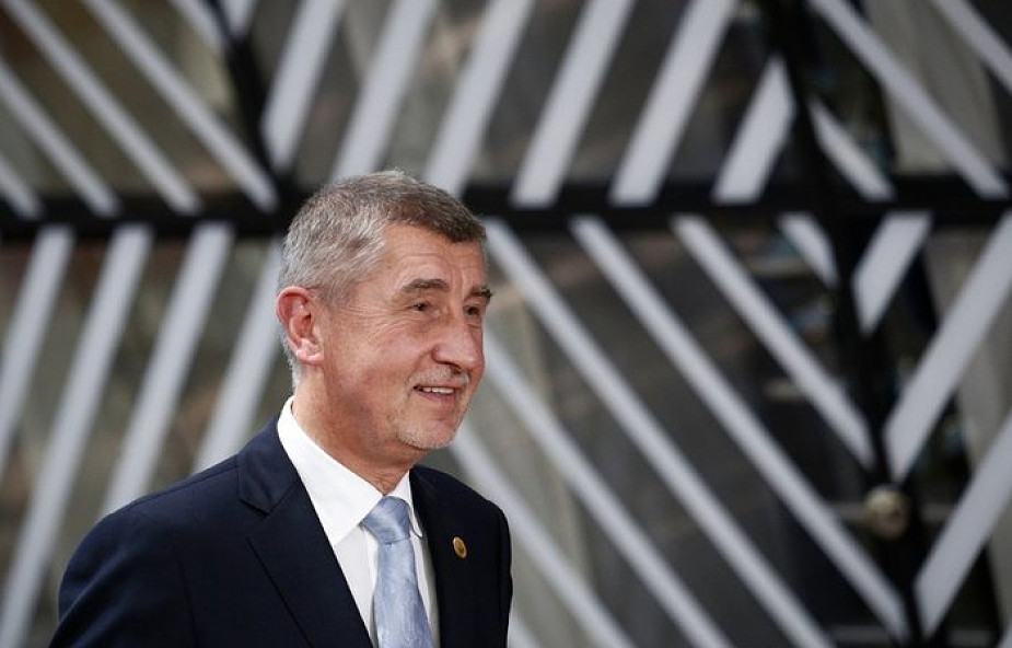 Premier Czech: zagrożenie demokracji lepiej mogą ocenić Polacy i Węgrzy
