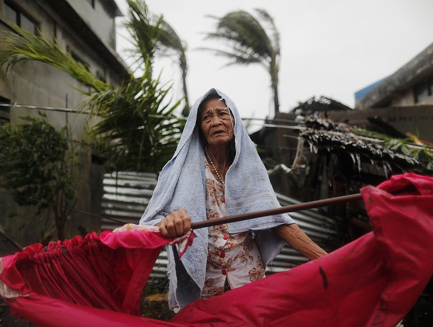Filipiny: trwa szacowanie strat po przejściu tajfunu Mangkhut - zdjęcie w treści artykułu