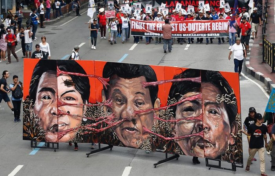 Tysiące Filipińczyków protestuje przeciwko dyktaturze prezydenta Rodrigo Duterte