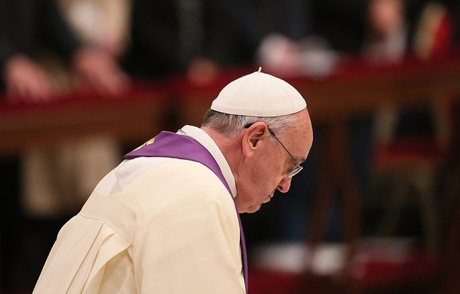 Papież Franciszek usunął "seryjnego pedofila" ze stanu kapłańskiego