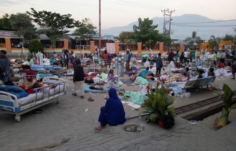 Indonezja: już 384 ofiar śmiertelnych trzęsienia ziemi na Sulawesi