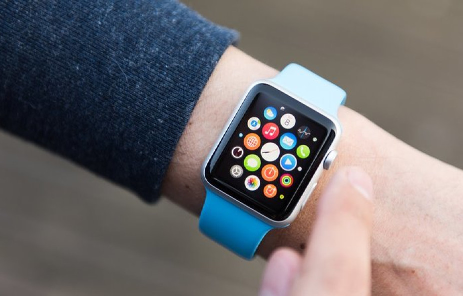 "FT": inteligentne zegarki Watch są przyszłością firmy Apple