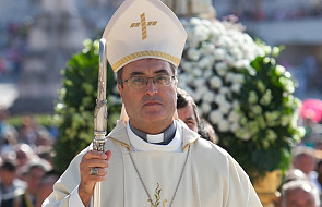 Biskup publicznie głosił herezję zaprzeczając dziewictwu Maryi? [WYJAŚNIAMY]
