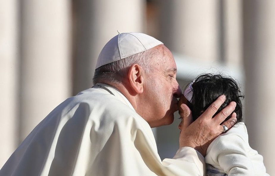 Papież Franciszek: szacunek dla życia jest brutalnie łamany