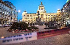 Czechy: próba samospalenia w centrum Pragi