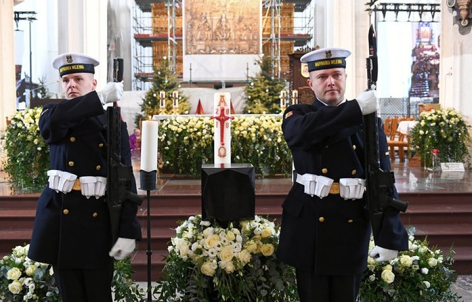 Proboszcz Bazyliki Mariackiej podjął decyzję ws. tacy z pogrzebu Pawła Adamowicza