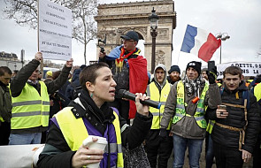 Francja: "Żółte kamizelki" mobilizują się w kolejną sobotę