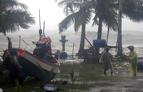 Tajlandia: setki turystów uwięzione na wyspach z powodu burzy tropikalnej