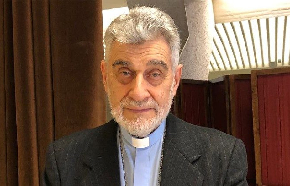 Abp Calandrina: media pomijają ważne synodalne tematy