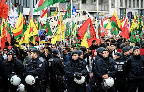 Niemcy: 10 tys. osób protestowało w Kolonii przeciwko tureckiej ofensywie w Syrii