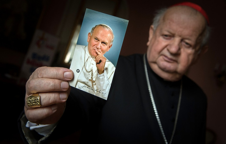 Kard. Dziwisz: Jan Paweł II stawiał młodzieży wysoką poprzeczkę