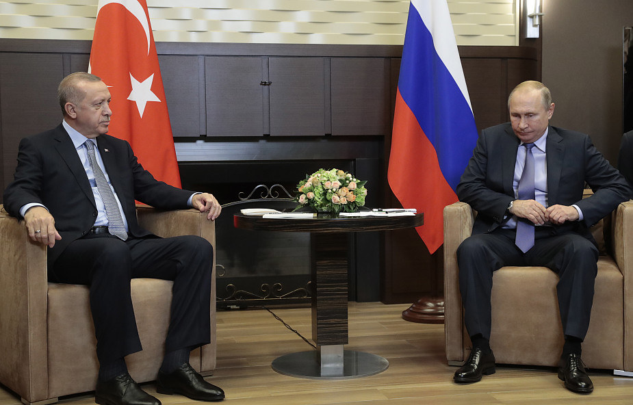 Putin w czasie rozmów z Erdoganem: sytuacja w Syrii jest bardzo ostra