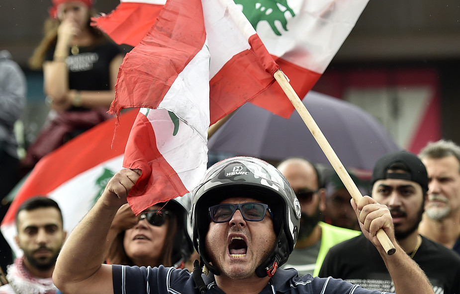 Prezydent Libanu gotowy do rozmów z protestującymi
