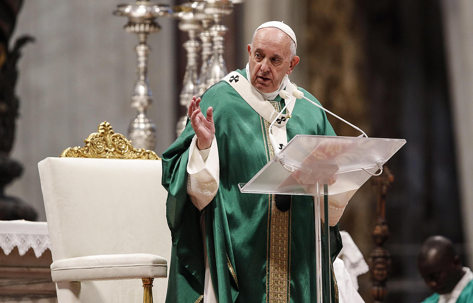Papież: gdy wierzący uważają się za lepszych, stają się cynicznymi kpiarzami
