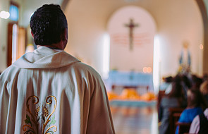 Wyznanie księdza-homoseksualisty: jest tylko jedna rzecz, która ochroniła mnie przed porzuceniem kapłaństwa i samobójstwem
