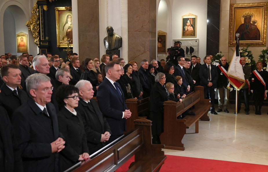Rozpoczęła się msza pogrzebowa marszałka seniora Kornela Morawieckiego