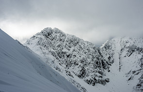 W Tatrach zima; na Kasprowym Wierchu 33 cm śniegu