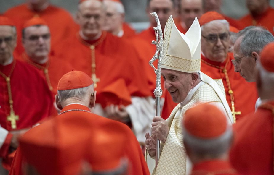 Watykan: nowi kardynałowie z wizytą u Benedykta XVI [ZDJĘCIA]
