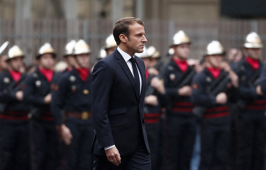 Macron po ataku w prefekturze policji wzywa do wspólnej walki z terroryzmem