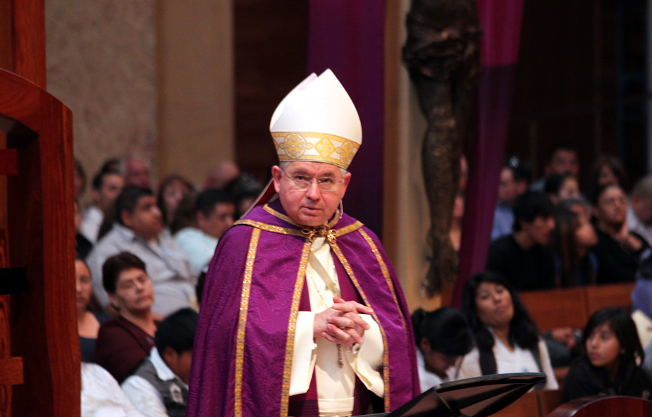 Imigrant na czele episkopatu. Kim jest abp José H. Gómez?