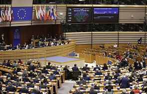Parlament Europejski przyjął rezolucję krytykującą Polskę za projekt dotyczący edukacji seksualnej