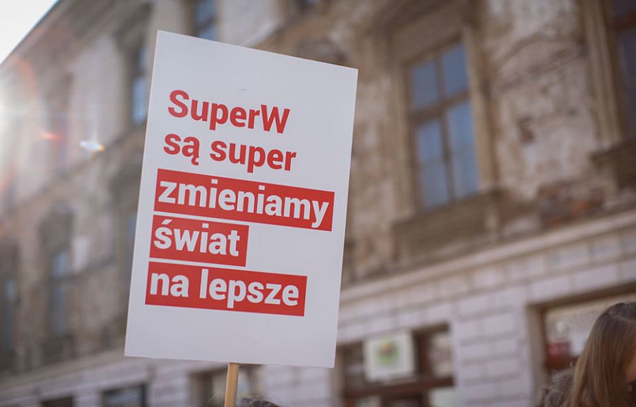 Korowód Szlachetnej Paczki przeszedł ulicami Warszawy