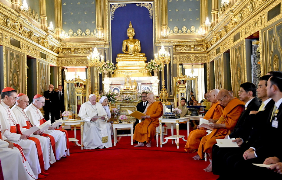 Papież w świątyni buddyjskiej: kultura spotkania jest możliwa