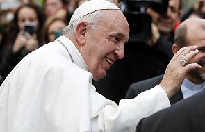Papież: wiara powinna wyrażać się w służbie społeczeństwu
