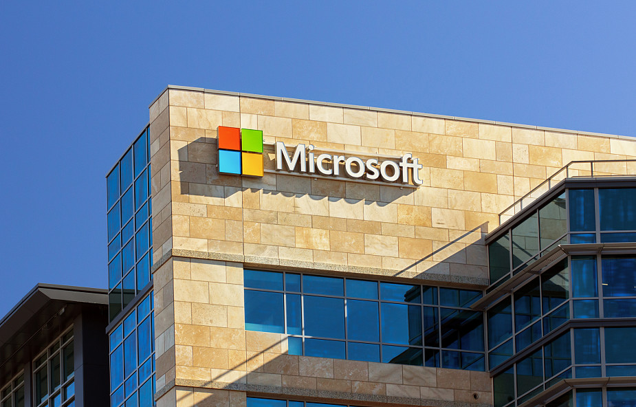 Microsoft: wprowadzenie czterodniowego tygodnia pracy zwiększyło produktywność