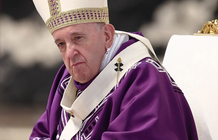 "Il Messaggero": papież przeszedł zabieg usunięcia zaćmy