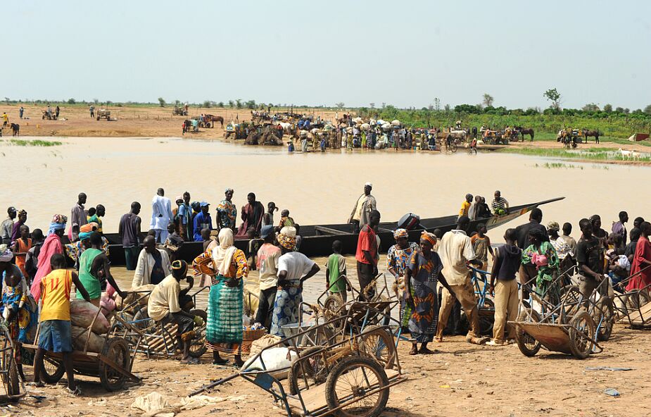 Niger: 70 osób zginęło w ataku terrorystów na obóz wojskowy