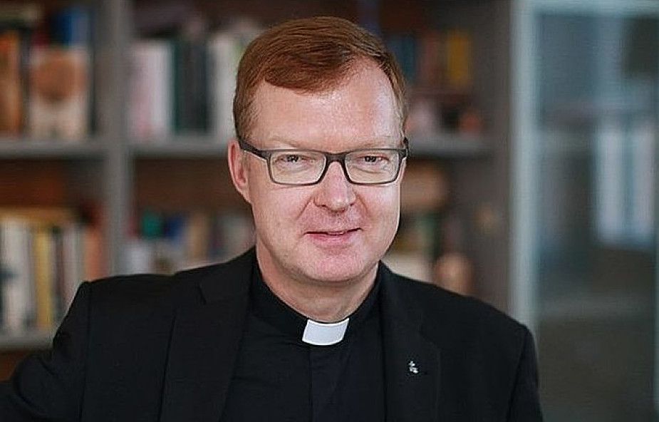 Hans Zollner SJ: molestujący kapłan burzy zaufanie do Kościoła i do Boga