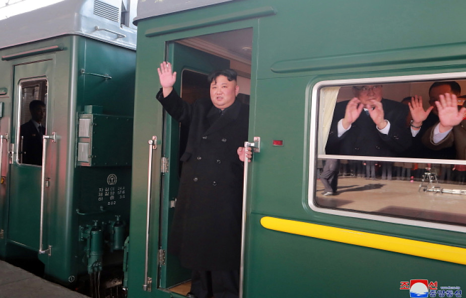 Pociąg wiozący Kim Dzong Una na spotkanie z Trumpem wjechał na teren Chin