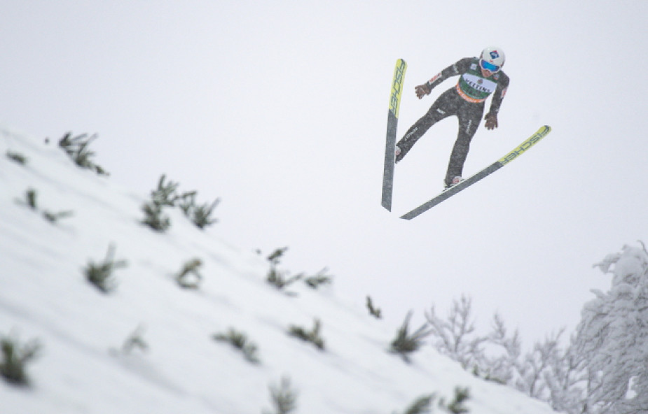 Kamil Stoch pierwszy w konkursie Pucharu Świata w skokach narciarskich w Oberstdorfie