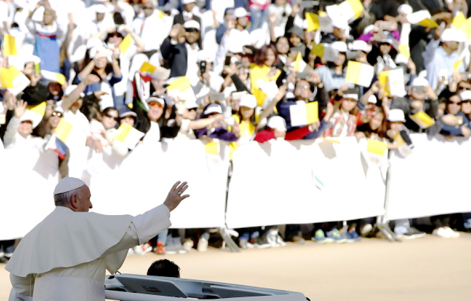 Franciszek do katolików w Emiratach: proszę dla was o łaskę zachowania pokoju, jedności, troszczenia się o siebie nawzajem