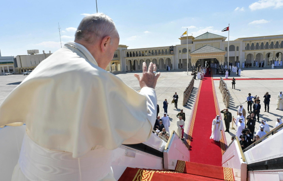 Nadużycia wobec zakonnic, Wenezuela i prześladowania chrześcijan - rozmowa papieża z dziennikarzami w drodze z Abu Zabi