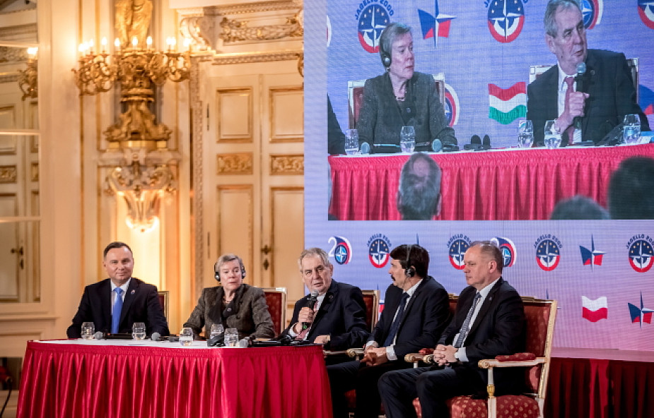 Czechy: Rosja i wydatki na obronę w centrum dyskusji prezydentów V4