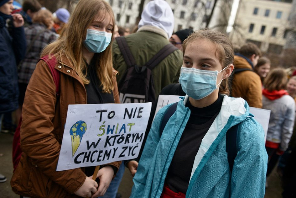 Warszawa: Młodzieżowy strajk klimatyczny przeszedł ulicami miasta - zdjęcie w treści artykułu nr 1