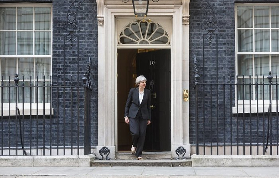 Downing Street: May nie poprosi o długie opóźnienie brexitu