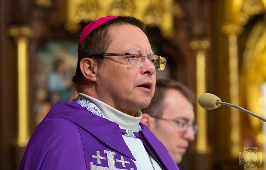 Arcybiskup Ryś przeprosił osoby wykorzystywane seksualnie przez księży. "To jest o 10 osób za dużo"