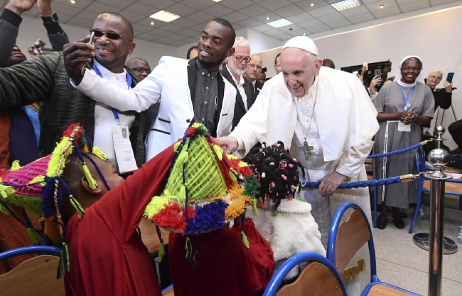 Papież do migrantów: jesteście w sercu Kościoła (DOKUMENTACJA)