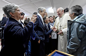 Papież odwiedził ośrodek pomocy społecznej prowadzony przez zakonnice. Muzułmanie nazywają je "siostrami Boga"