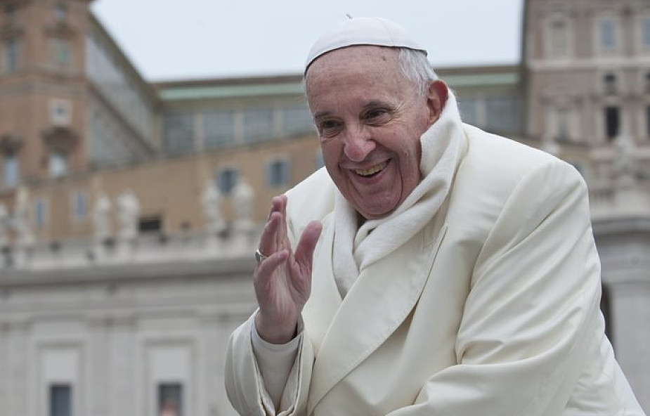 Pragniesz uzyskać błogosławieństwo od papieża Franciszka? Teraz możesz to zrobić przez internet