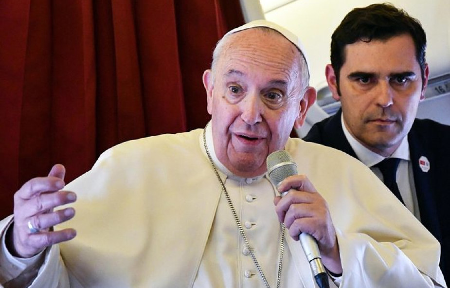 Papież: dzisiaj nam chrześcijanom grozi to, że niektóre rządy odbiorą nam wolność sumienia