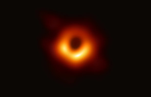 Dyrektor Obserwatorium Watykańskiego o pierwszym zdjęciu czarnej dziury
