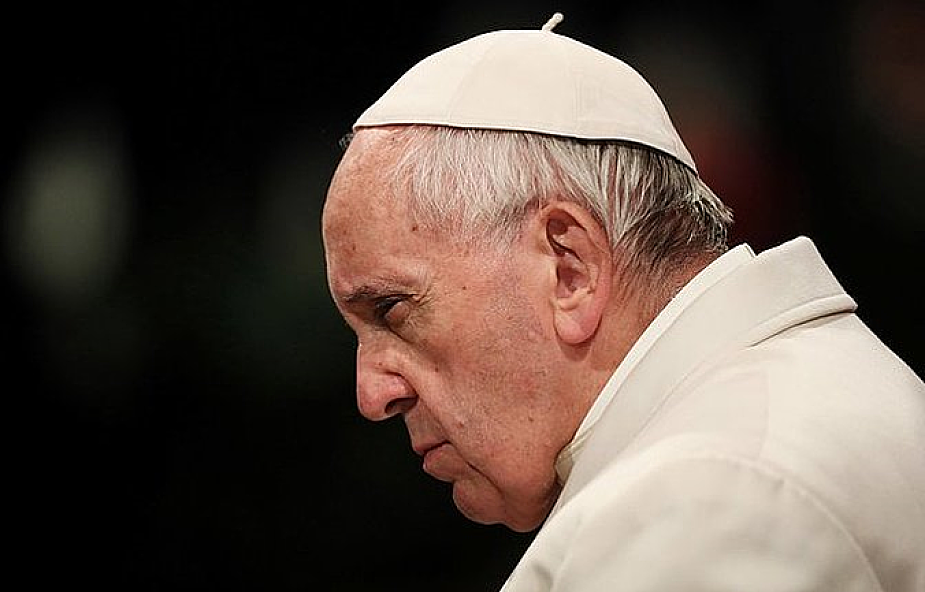 Papież Franciszek przekazał 100 tys. euro dla powodzian w Iranie